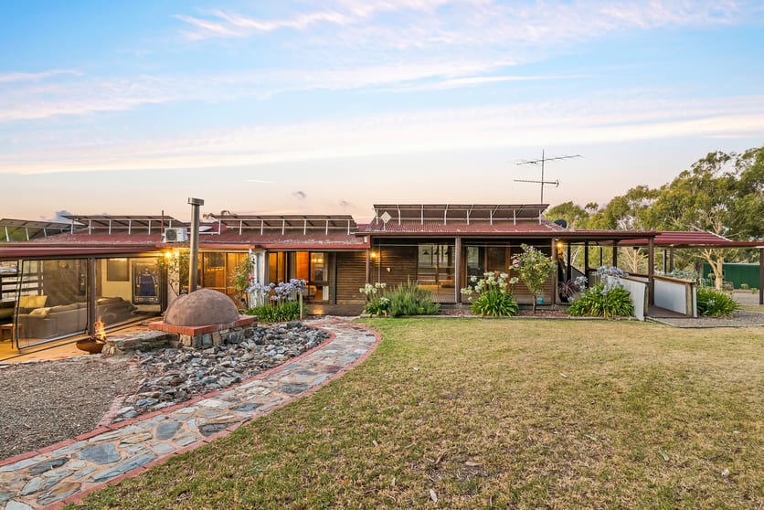 Click to view all images Sugarloaf Creek VIC 3658 - Image 2
