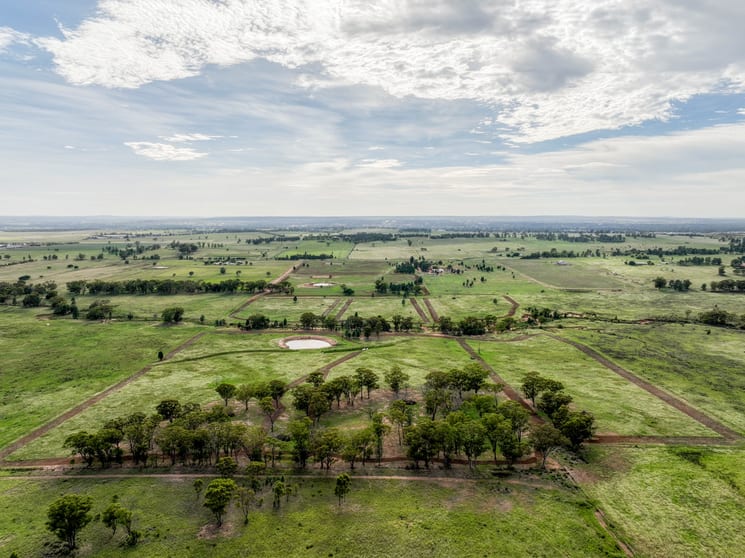 Click to view all images 19R Rosedale Road Dubbo NSW 2830 - Image 1