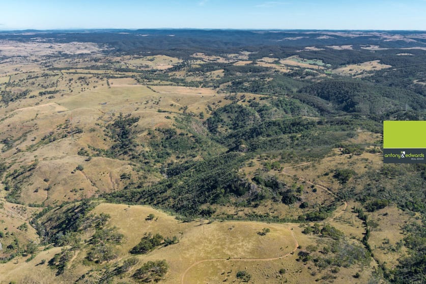 Click to view all images 909 Hanworth Road, Bannaby Taralga NSW 2580 - Image 2