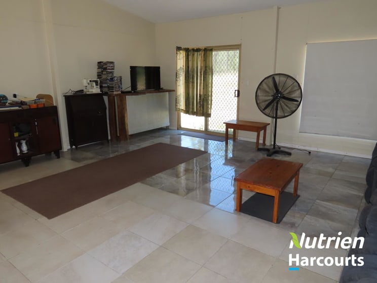 Click to view all images 150 Aytons Road Miles QLD 4415 - Image 3