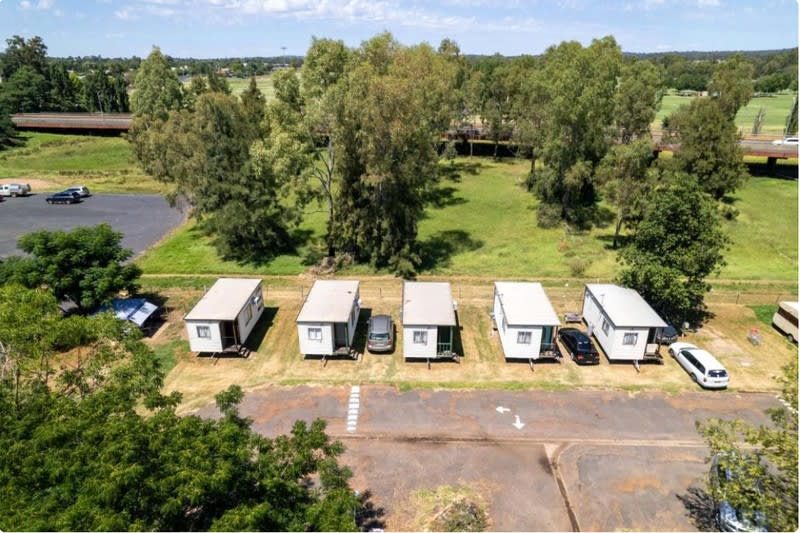 Click to view all images Accommodation & Tourism business for sale in Dubbo - Image 2