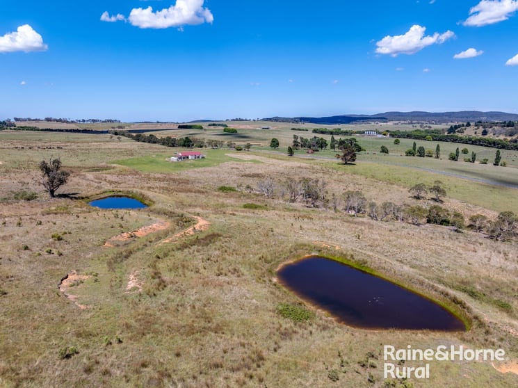 Click to view all images 172 Rhyanna Road Middle Arm NSW 2580 - Image 3