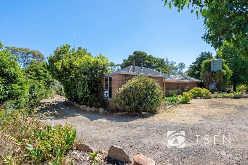 Click to view all images 657 Crusoe Road Lockwood VIC 3551 - Image 3