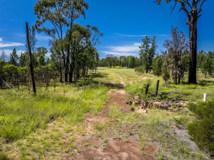 Click to view all images Tara QLD 4421 - Image 3