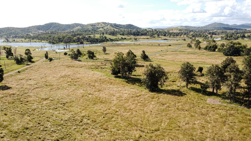 Click to view all images 47 Kropps Rd Mount Archer QLD 4514 - Image 3