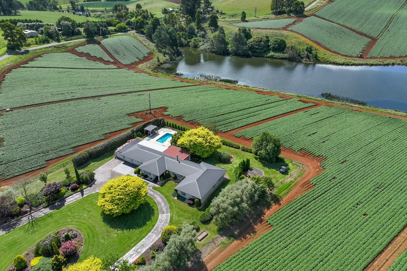 Click to view all images 485 Trafalgar South Road Thorpdale VIC 3835 - Image 1