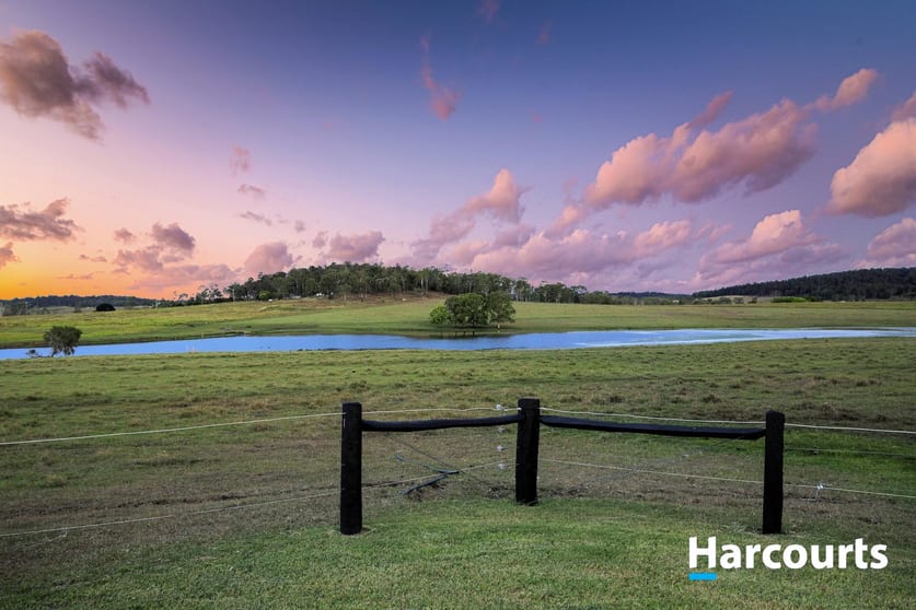 Click to view all images 47 POWELLS ROAD Mcilwraith QLD 4671 - Image 3