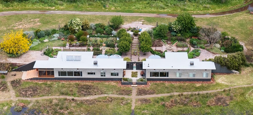 Click to view all images Girragirra Retreat , Warrul Road Forbes NSW 2871 - Image 1