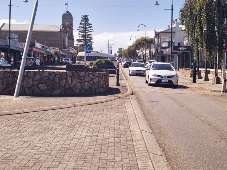 Click to view all images 154 York Street Albany WA 6330 - Image 2
