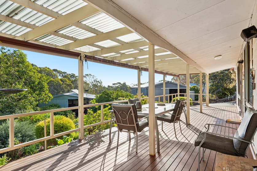 Click to view all images 18 Connors Lane Mclaren Flat SA 5171 - Image 3