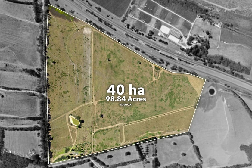 Click to view all images 58 Range Road Mount Martha VIC 3934 - Image 1