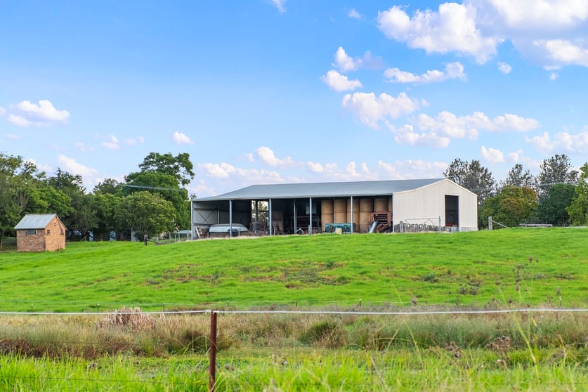 Click to view all images 94 Terrace Road North Richmond NSW 2754 - Image 2
