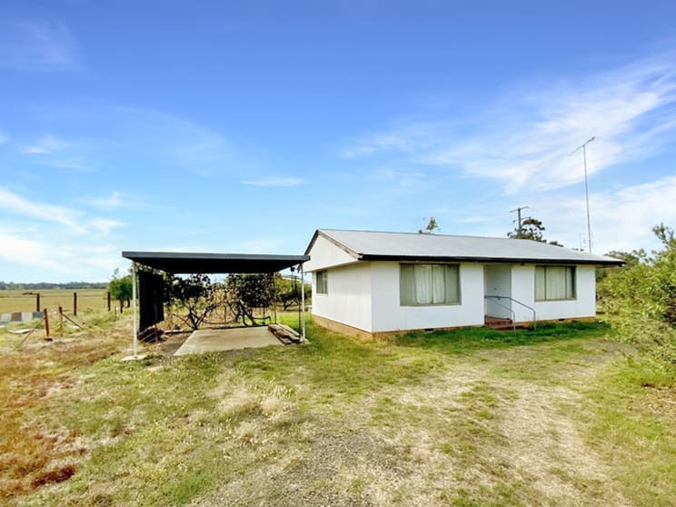 Click to view all images 8628 Lachlan Valley Way Forbes NSW 2871 - Image 2