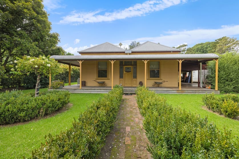 Click to view all images 127 Kettles Lane Johnsonville VIC 3902 - Image 1