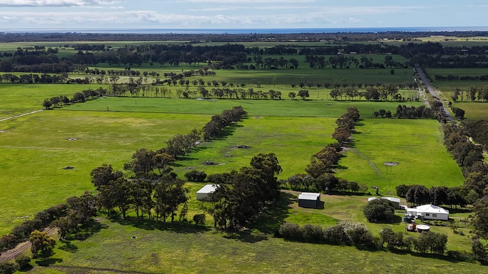 768 Queen Elizabeth Avenue Ambergate WA 6280 - Image 1