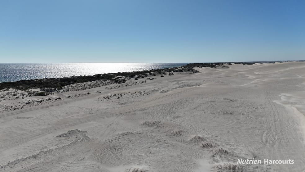 Click to view all images . Bootoo Street Lancelin WA 6044 - Image 2