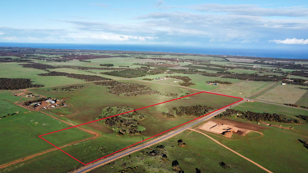 Click to view all images 125 Loxton Drive Bookara WA 6525 - Image 1