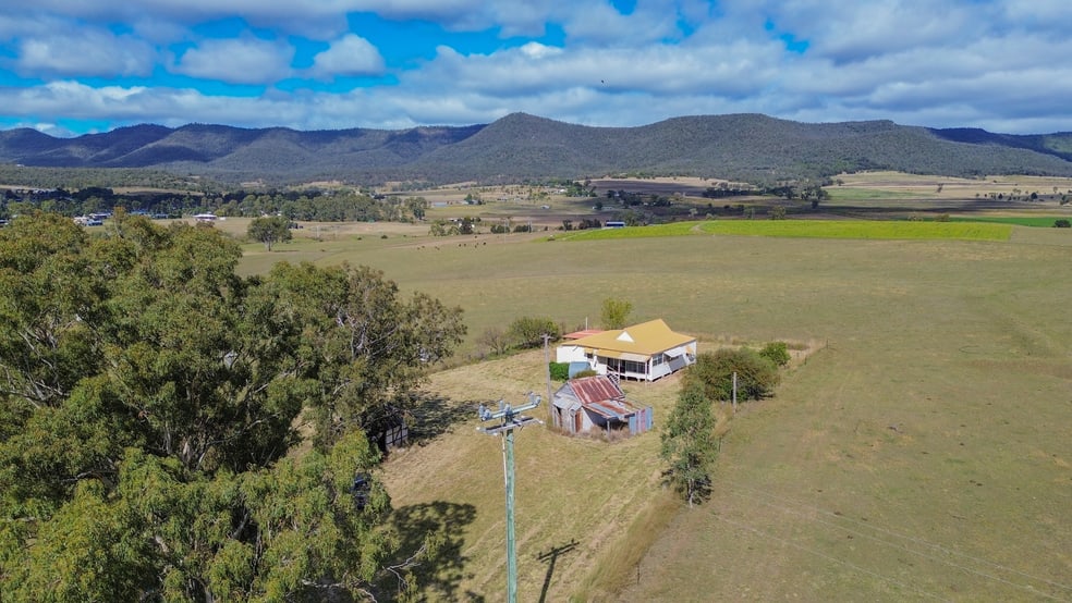 10443 Cunningham Highway Maryvale QLD 4370 - Image 1