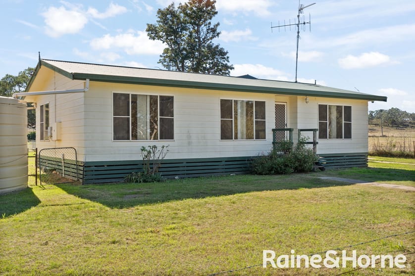 Click to view all images 2880 Goolma Road Goolma NSW 2852 - Image 2