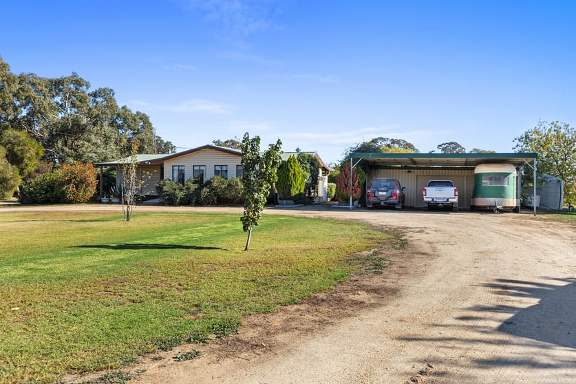 Click to view all images 483 Fowlers Rd Strathmerton VIC 3641 - Image 1