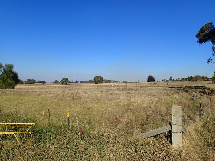 Click to view all images 5427 Slaughterhouse Road Rutherglen VIC 3685 - Image 1
