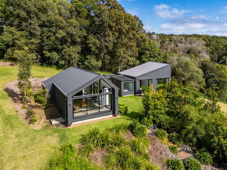 Click to view all images 359 Old Tewantin Road Lake Macdonald QLD 4563 - Image 3
