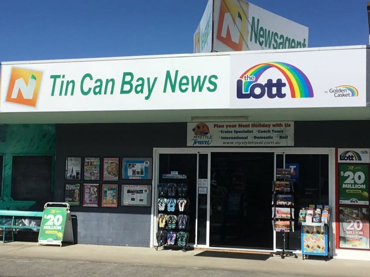 Click to view all images Shop 3/69 Gympie Road Tin Can Bay QLD 4580 - Image 1