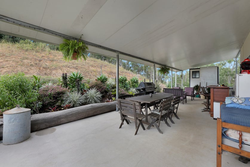 Click to view all images 8 Pinevale Road Pinevale QLD 4754 - Image 2