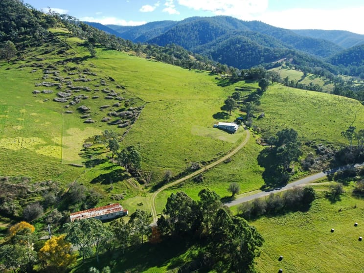 Click to view all images 167 Dargo High Plains Dargo VIC 3862 - Image 1