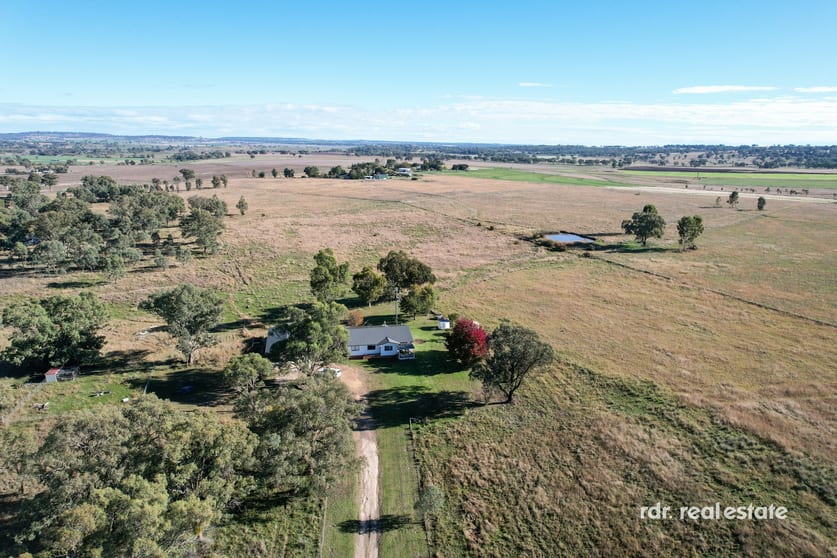 Click to view all images 75 Nullamanna Road Inverell NSW 2360 - Image 1