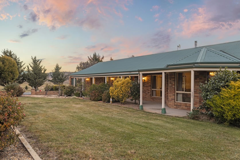 Click to view all images 106 Cooke Drive Googong NSW 2620 - Image 3