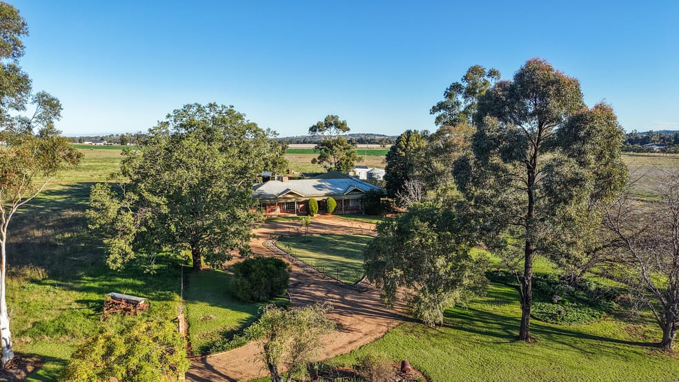 Click to view all images 43R Old Dubbo Road Dubbo NSW 2830 - Image 1