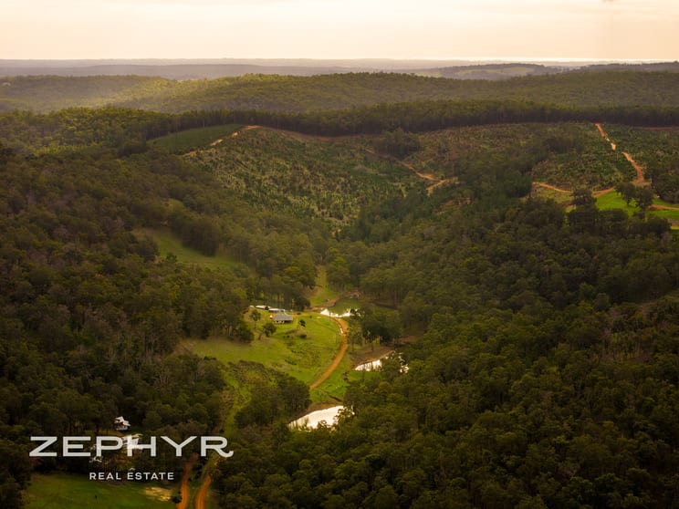 Click to view all images 155 Merrifield View Queenwood WA 6239 - Image 1