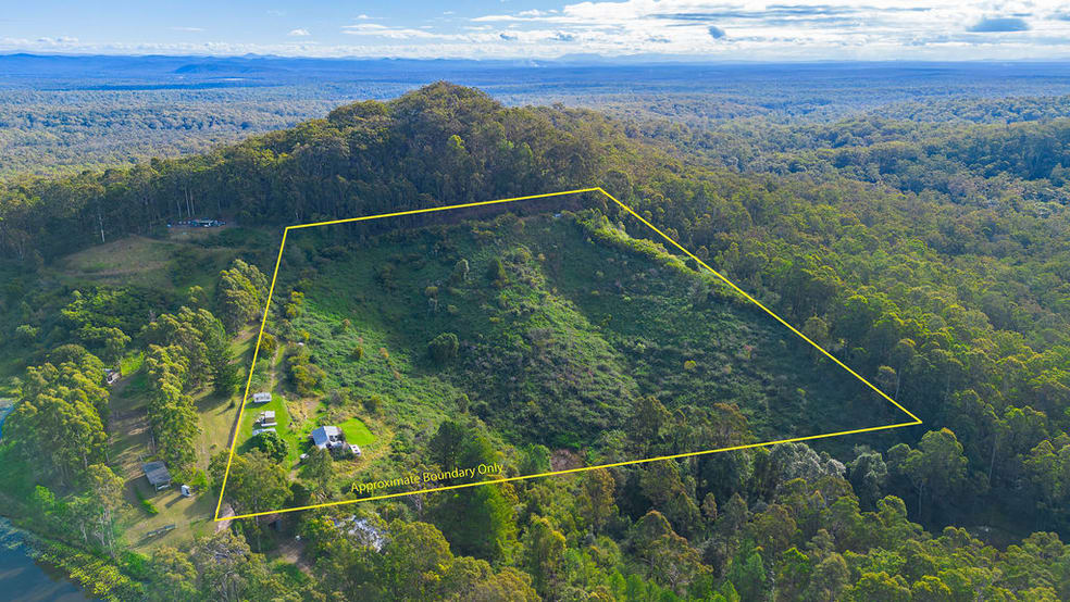 Click to view all images 297 Grays Road Halfway Creek NSW 2460 - Image 3