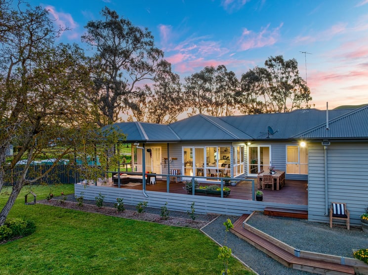 Click to view all images 4620 Maroondah Highway Whanregarwen VIC 3714 - Image 2