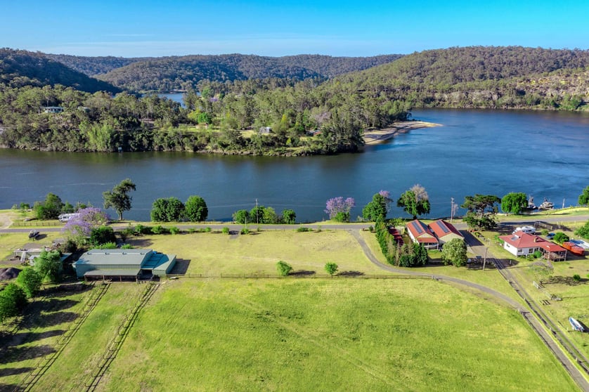 Click to view all images 825 River Road Lower Portland NSW 2756 - Image 3