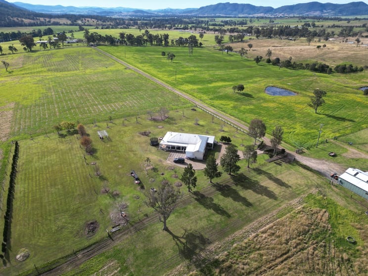 Click to view all images 209 Faulkland Road Gloucester NSW 2422 - Image 3