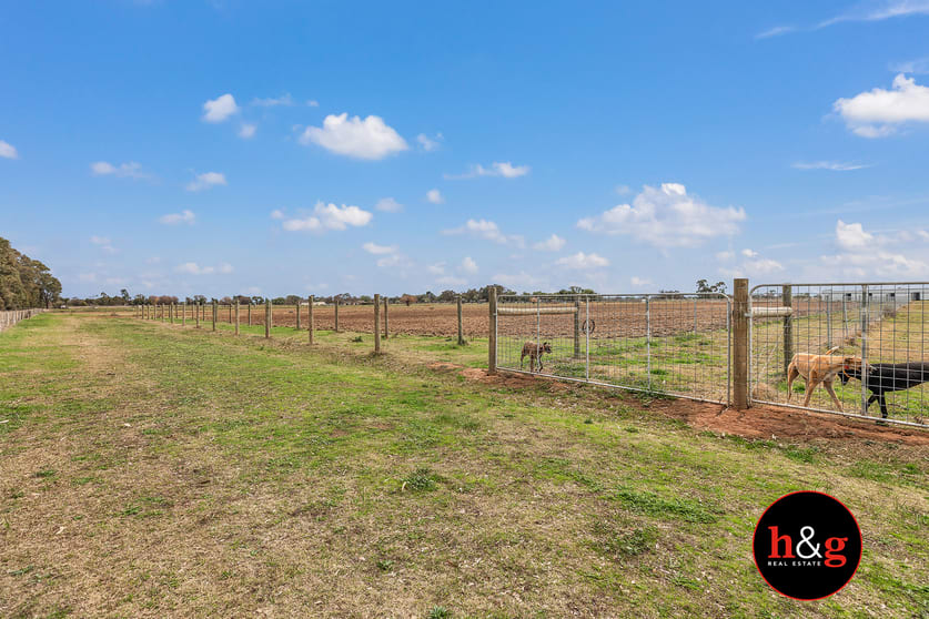 Click to view all images 2065 Curr Road Tongala VIC 3621 - Image 2