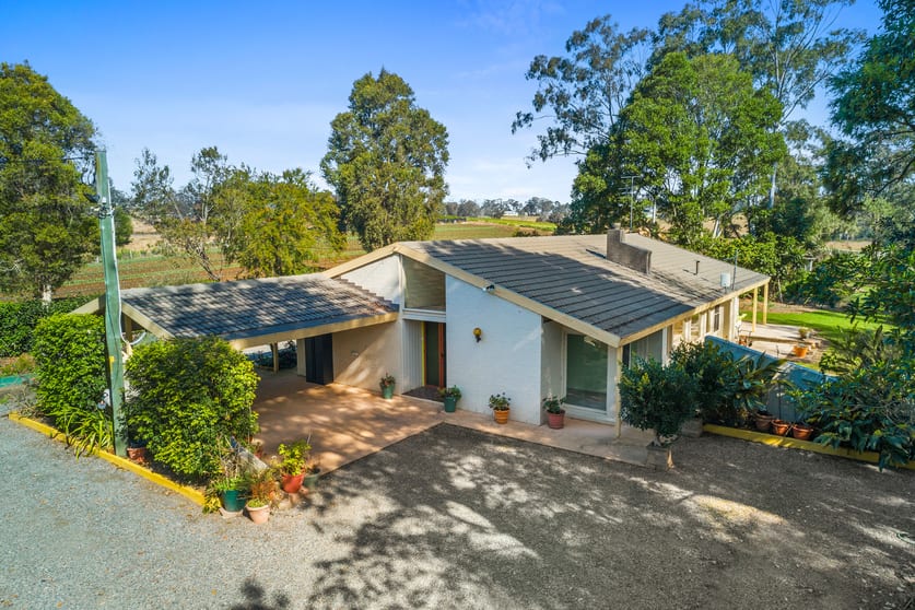 37 Hilltop Road Tennyson NSW 2754 - Image 3