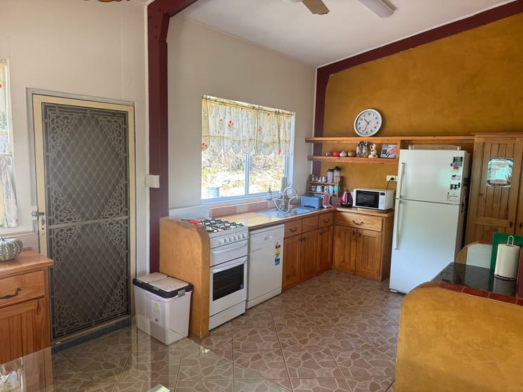 171 Mooney Road Gaeta QLD 4671 - Image 3