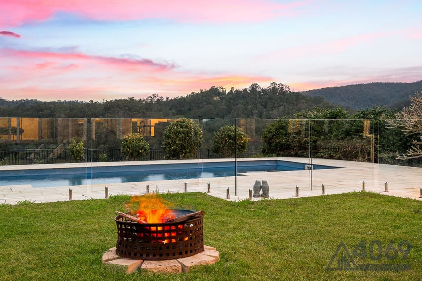 Click to view all images 589 Upper Brookfield Road Upper Brookfield QLD 4069 - Image 2