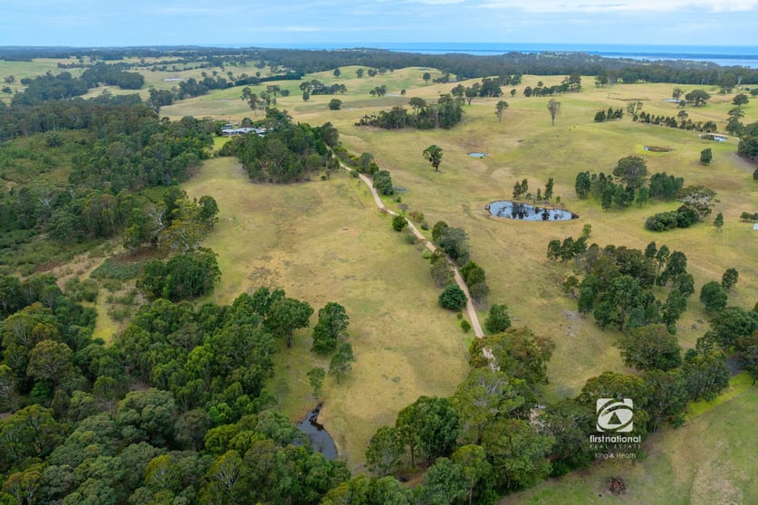 185 Rosherville Road Metung VIC 3904 - Image 1