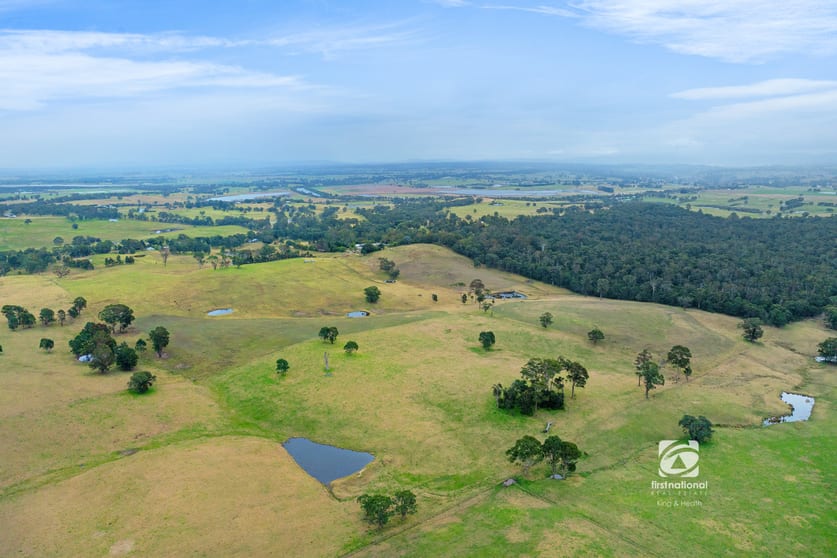 185 Rosherville Road Metung VIC 3904 - Image 3