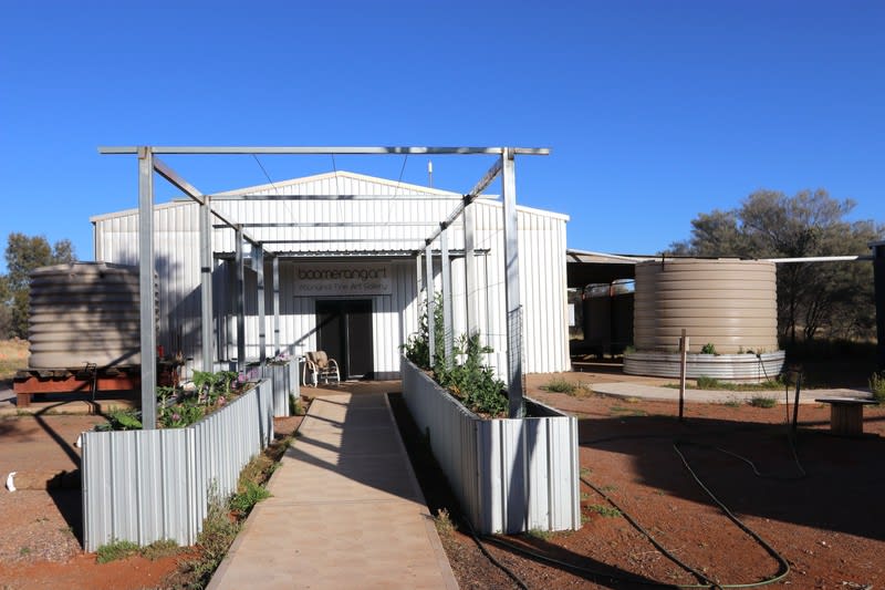 Click to view all images 14 Brumby Road Alice Springs NT 0870 - Image 2