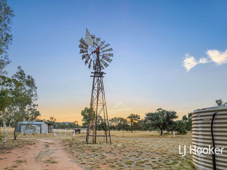 Click to view all images 971 Ilparpa Road White Gums NT 0870 - Image 3