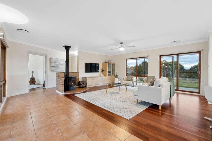 Click to view all images 439 Denley Drive Wamboin NSW 2620 - Image 3