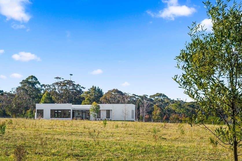Click to view all images 2061 Wombeyan Caves Road High Range NSW 2575 - Image 3