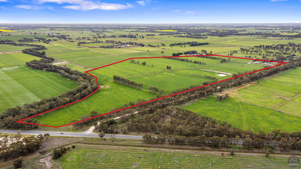 1037 Inverness Road Invergordon VIC 3636 - Image 2