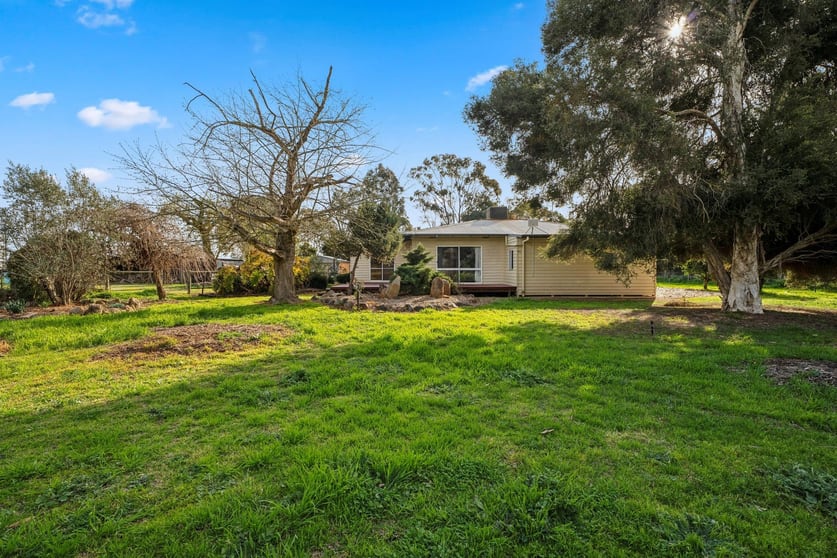1037 Inverness Road Invergordon VIC 3636 - Image 3