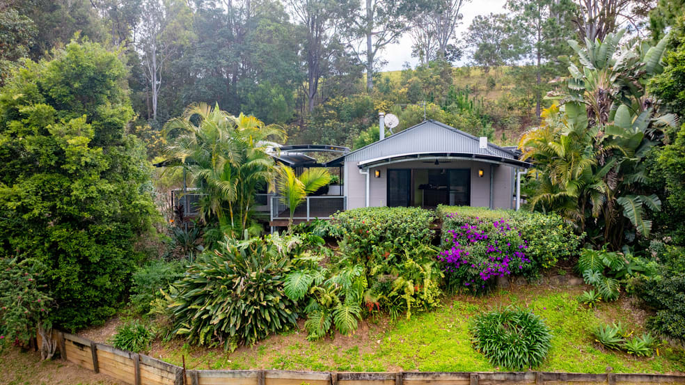 Click to view all images 667 Tin Can Bay Road Canina QLD 4570 - Image 3